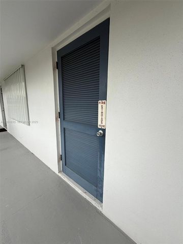 2929 SE Ocean Boulevard 143-10, Stuart, FL 34996