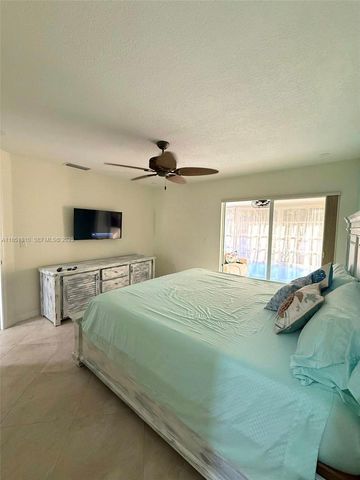 2929 SE Ocean Boulevard 143-10, Stuart, FL 34996