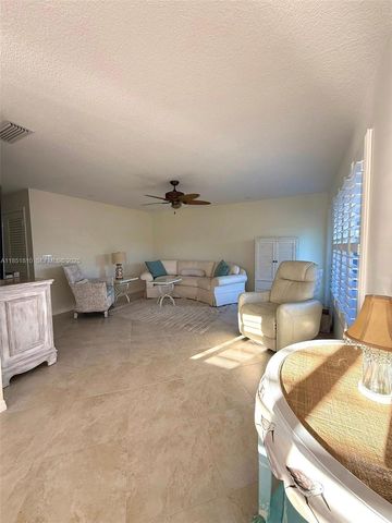 2929 SE Ocean Boulevard 143-10, Stuart, FL 34996
