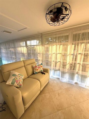 2929 SE Ocean Boulevard 143-10, Stuart, FL 34996