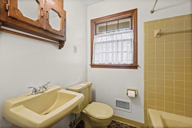 8918 Thornton Boulevard, Jonesboro, GA 30236