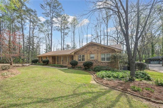 8918 Thornton Boulevard, Jonesboro, GA 30236