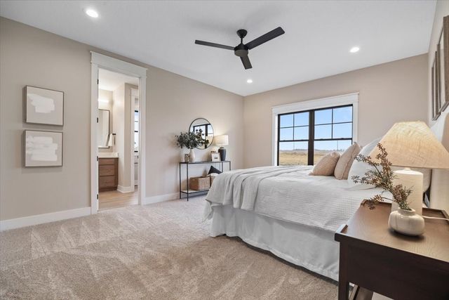 1915 NE Pond View Court, Ankeny, IA 50021