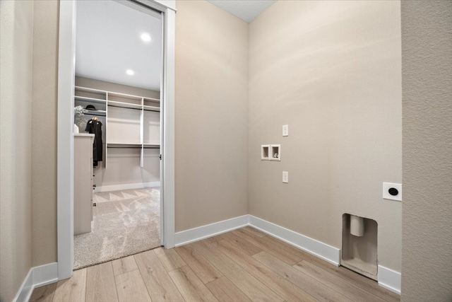 1915 NE Pond View Court, Ankeny, IA 50021