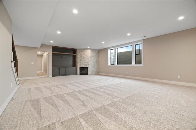 1915 NE Pond View Court, Ankeny, IA 50021