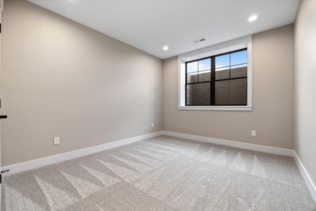 1915 NE Pond View Court, Ankeny, IA 50021