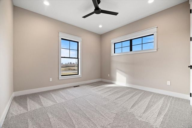 1915 NE Pond View Court, Ankeny, IA 50021