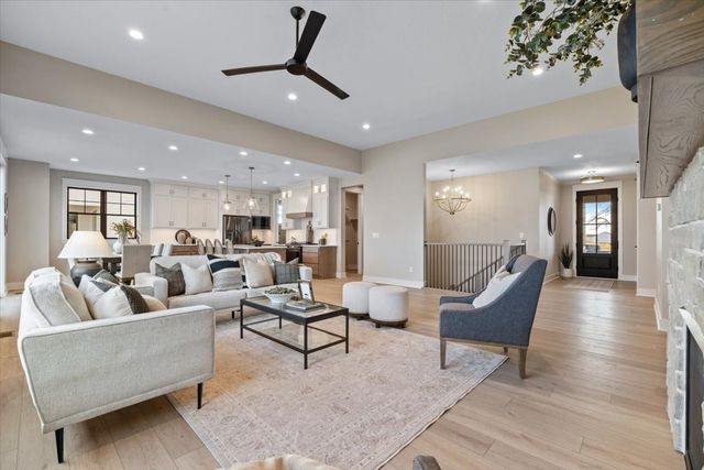 1915 NE Pond View Court, Ankeny, IA 50021