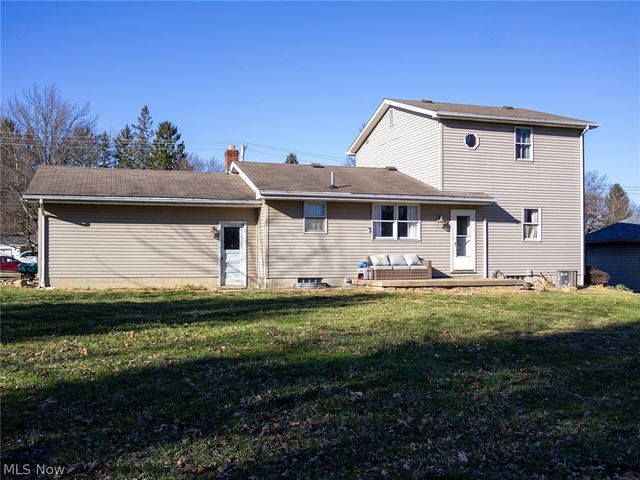 4095 Kirk Road, Youngstown, OH 44511
