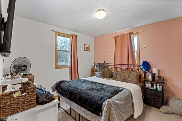 4095 Kirk Road, Youngstown, OH 44511
