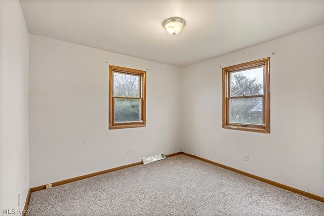 4095 Kirk Road, Youngstown, OH 44511