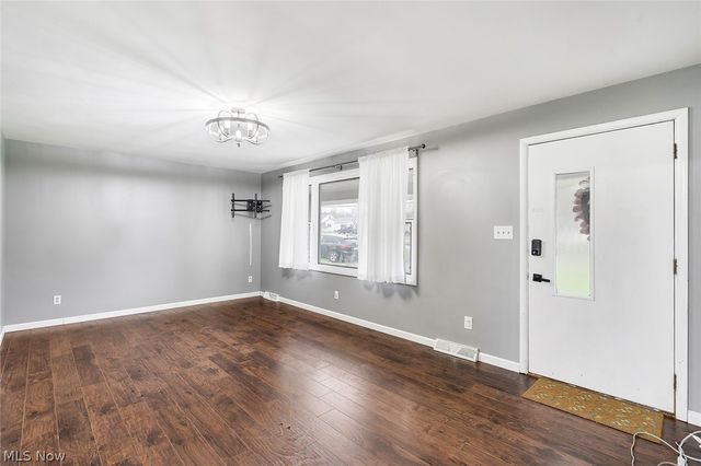 4095 Kirk Road, Youngstown, OH 44511