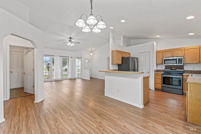 658 E Huckleberry Ct, Kuna, ID 83634