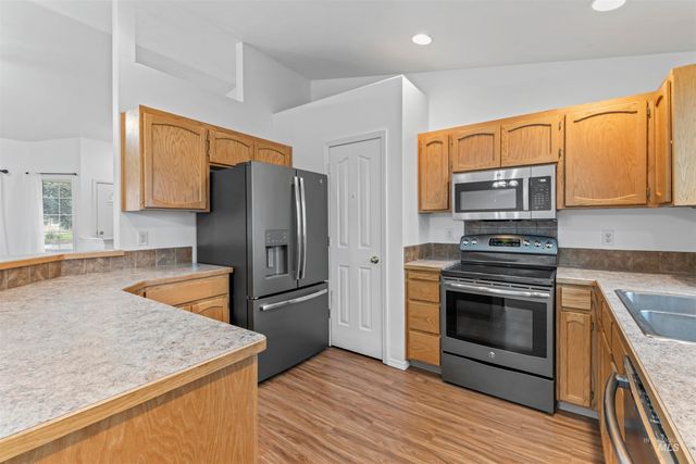 658 E Huckleberry Ct, Kuna, ID 83634