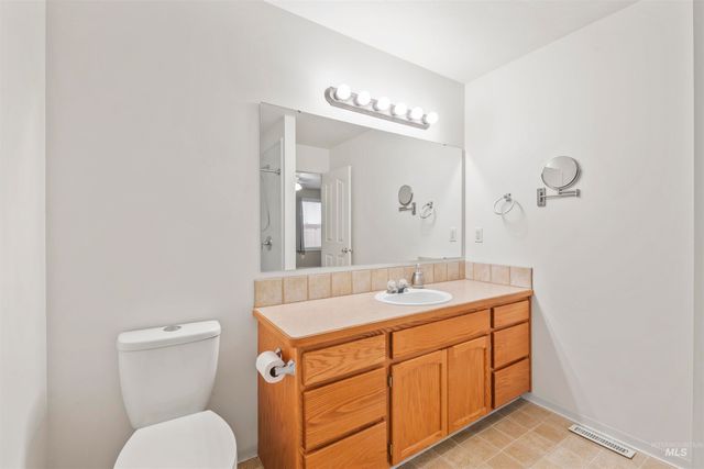 658 E Huckleberry Ct, Kuna, ID 83634