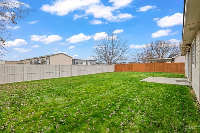 658 E Huckleberry Ct, Kuna, ID 83634