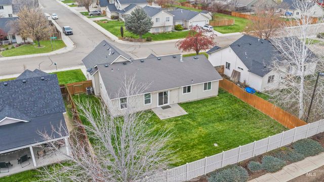 658 E Huckleberry Ct, Kuna, ID 83634