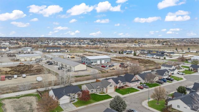 658 E Huckleberry Ct, Kuna, ID 83634