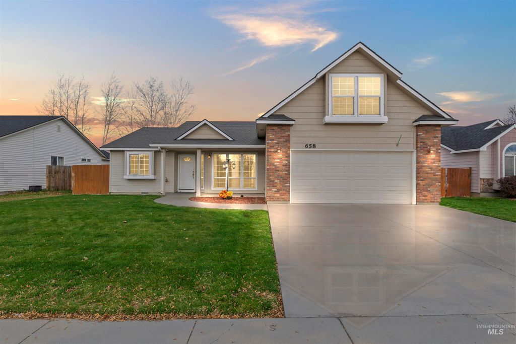 658 E Huckleberry Ct, Kuna, ID 83634