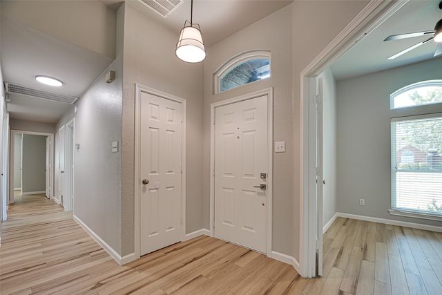 144 Woodcreek Drive, Rockwall, TX 75032