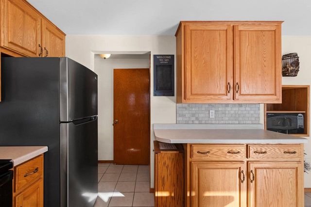 1865 BOND STREET, Green Bay, WI 54303