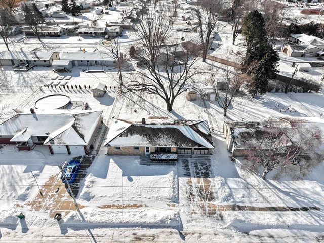 1865 BOND STREET, Green Bay, WI 54303