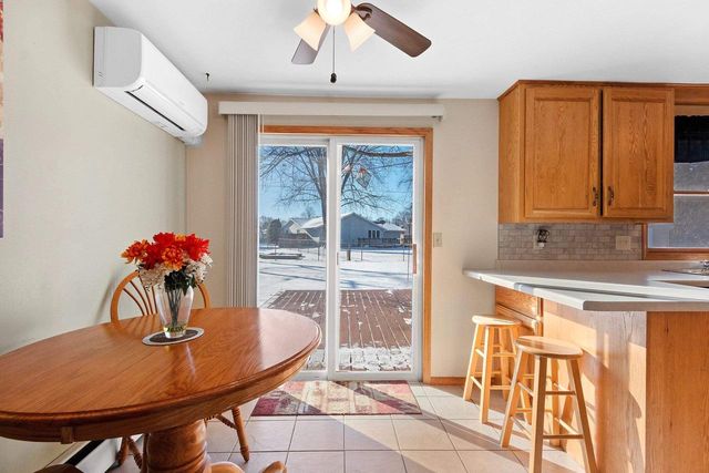 1865 BOND STREET, Green Bay, WI 54303