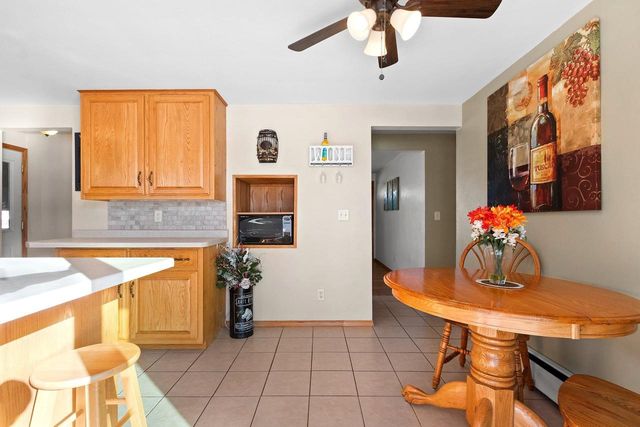 1865 BOND STREET, Green Bay, WI 54303