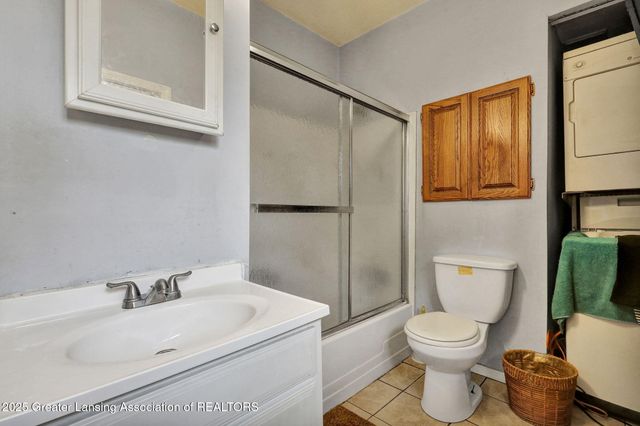 435 N Magnolia Avenue, Lansing, MI 48912