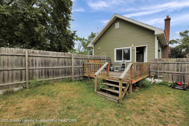 435 N Magnolia Avenue, Lansing, MI 48912