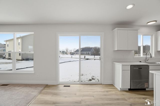 4150 Swan Ridge Lane, Newport, MI 48166