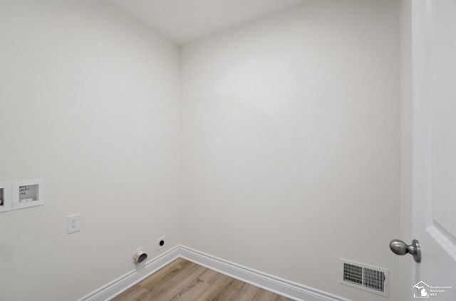 4150 Swan Ridge Lane, Newport, MI 48166