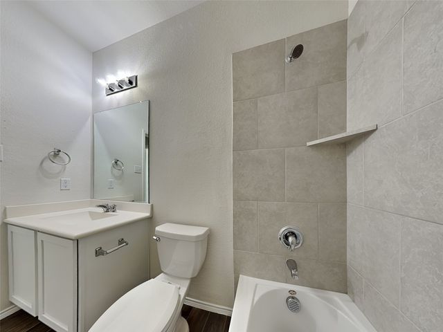 506 Robinson Way, Fate, TX 75189