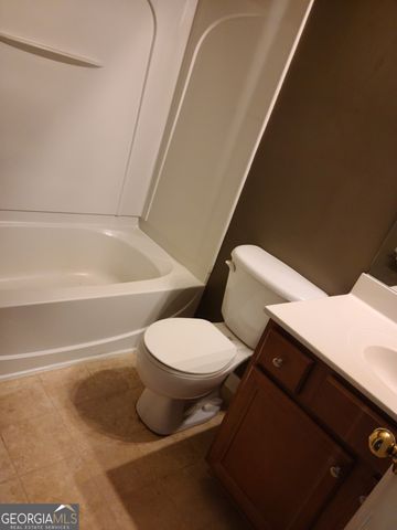 1525 Woodberry Court, Mcdonough, GA 30253