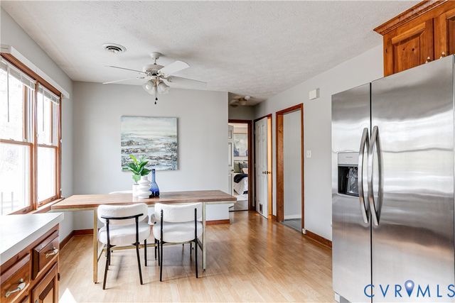 7250 Walnut Grove Dr, Mechanicsville, VA 23111