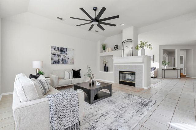 3215 Stratford Pointe Drive, Sugar Land, TX 77498