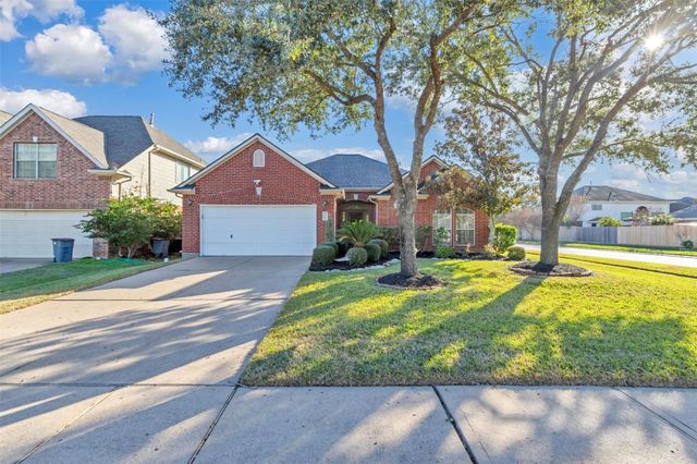 3215 Stratford Pointe Drive, Sugar Land, TX 77498
