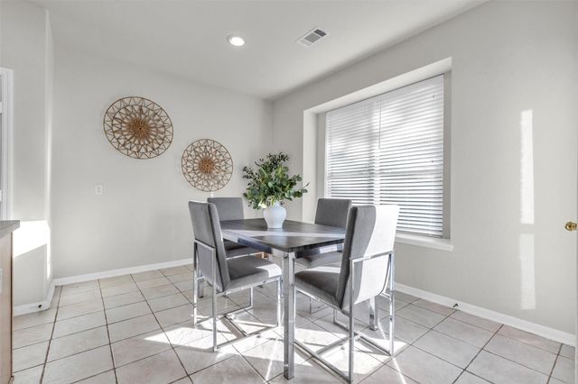 3215 Stratford Pointe Drive, Sugar Land, TX 77498