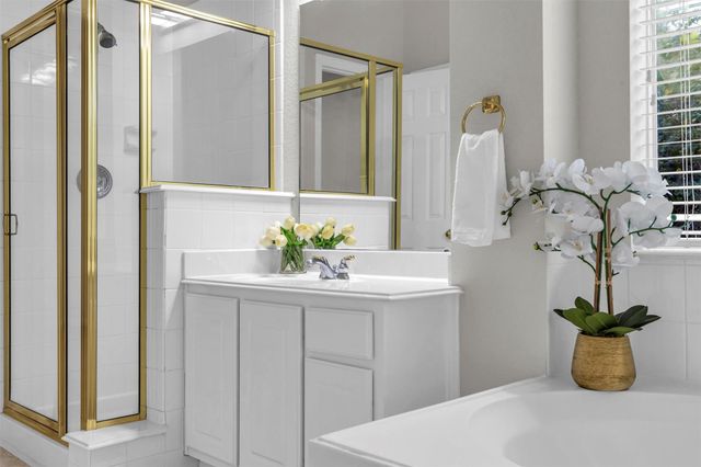 3215 Stratford Pointe Drive, Sugar Land, TX 77498