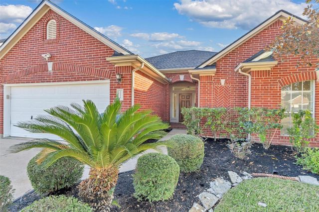 3215 Stratford Pointe Drive, Sugar Land, TX 77498