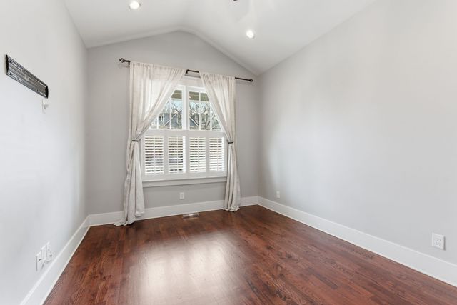 2209 20th Ave, S, Nashville, TN 37212