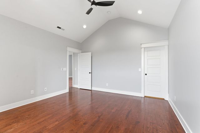 2209 20th Ave, S, Nashville, TN 37212
