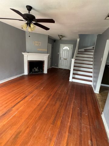 5046 W University Boulevard, Dallas, TX 75209
