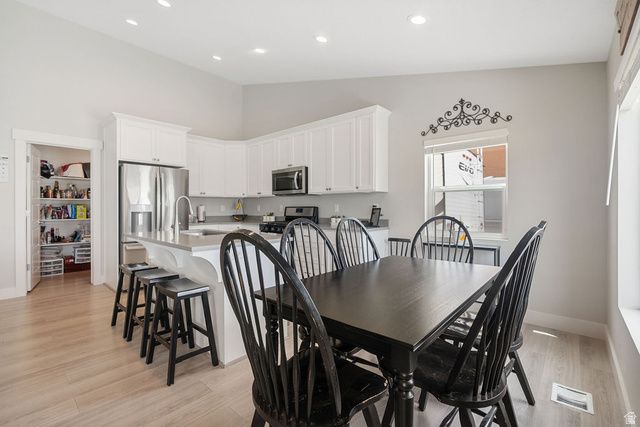 4143 E BERKSHIRE LN, Eagle Mountain, UT 84005