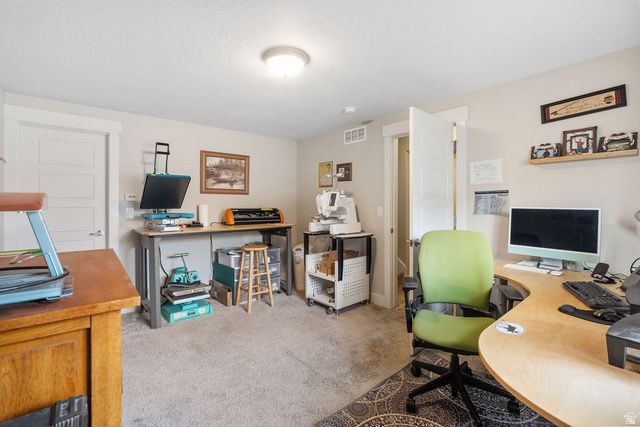 4143 E BERKSHIRE LN, Eagle Mountain, UT 84005