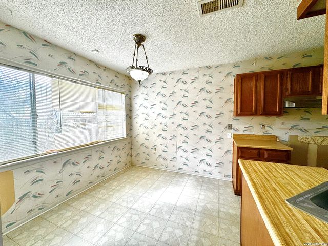 9258 Points Edge, San Antonio, TX 78250