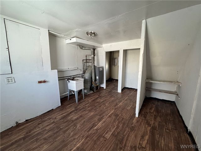 540 L Willett Street, Buffalo, NY 14206