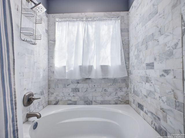 16535 Canyon Cross, San Antonio, TX 78232