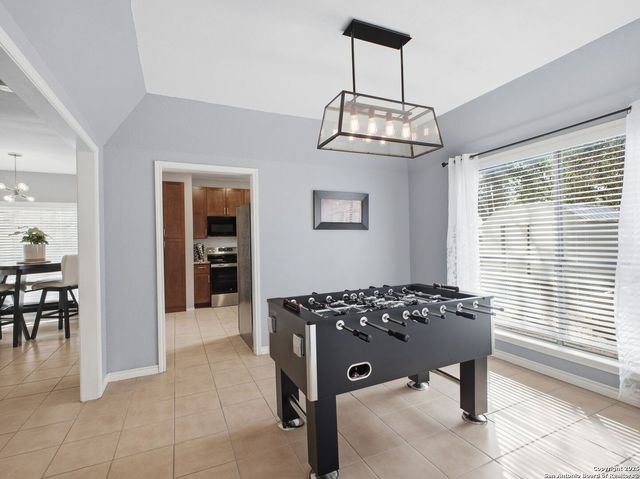 16535 Canyon Cross, San Antonio, TX 78232