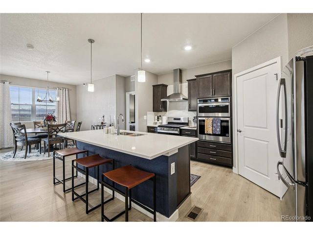 8887 Falcon St, Longmont, CO 80504